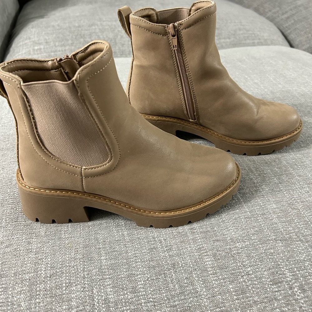 MIA Girl ankle boot